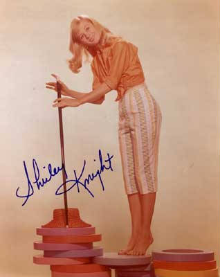 Shirley Knight