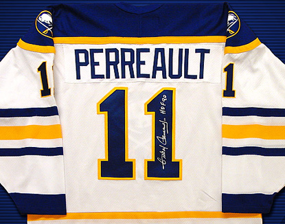 Gil Perreault