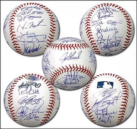 2009 Yankees Team Signed