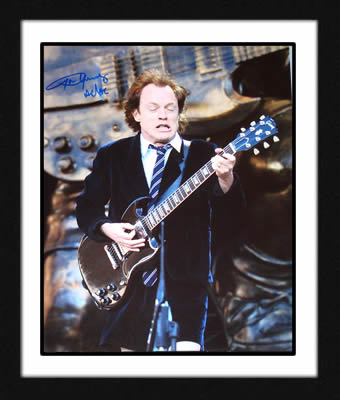 Angus Young AC/DC 