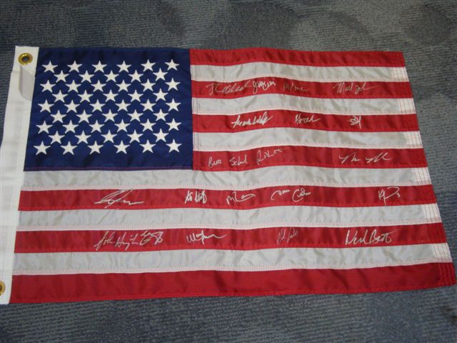 1980 Miracle on Ice Team USA Flag 