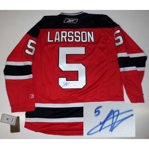 Adam Larsson